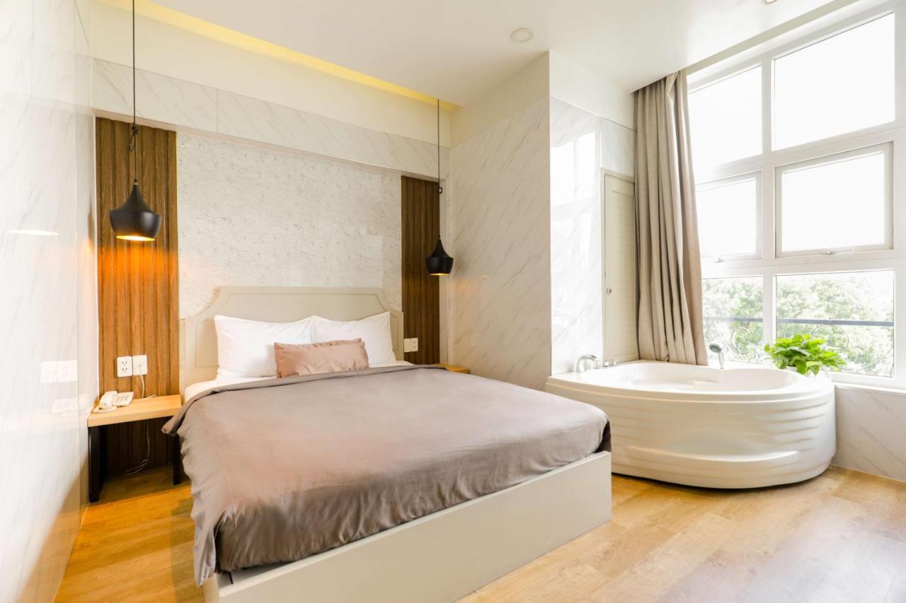 La Hotel Q10 Ho Si Minh-város Kültér fotó